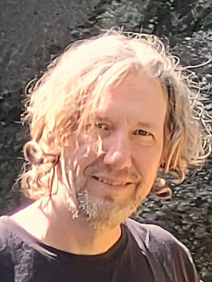 Porträt von Claus Rüegg